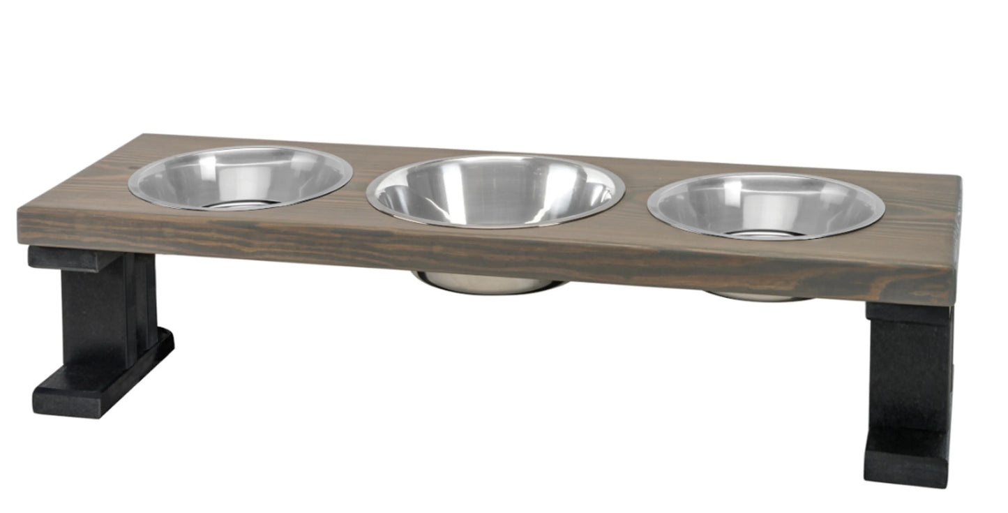 Farmhouse 3 Bowl Elevated Regular Feeder